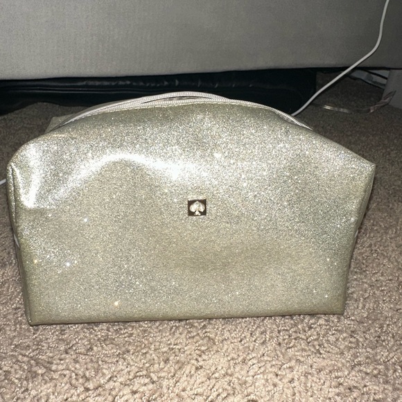 SILVER Kate Spade Glitter makeup/traveling bag - Picture 1 of 6